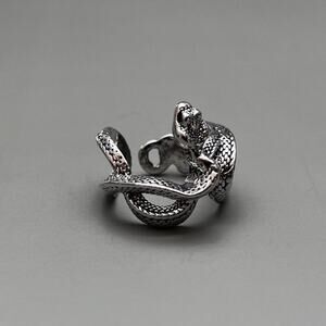 Stunning adjustable silver snake ring size 8